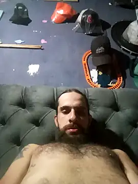 Snapshot of hairy_mannn chatting on 02/24/26, 01:28 hairy mannn online show from 02/24/26, 01:28