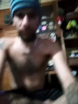 Snapshot of hairy_mannn chatting on 02/08/26, 03:32 hairy mannn online show from 02/08/26, 03:32