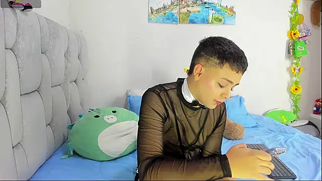 christopher Hot online show from 02/06/26, 08:05