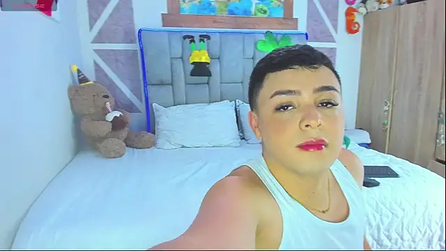 christopher Hot online show from 03/23/26, 08:30