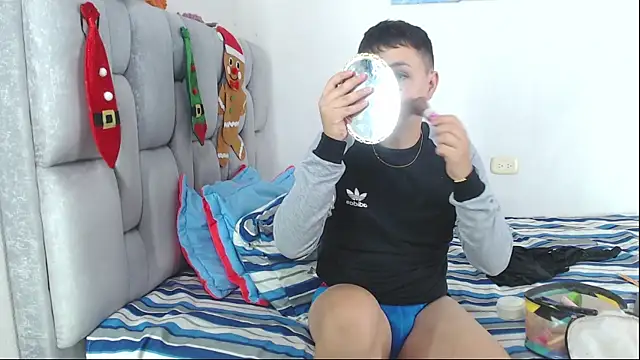 christopher Hot online show from 11/24/25, 10:32