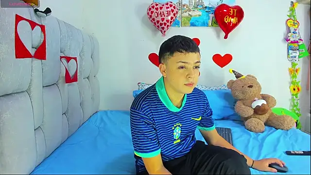 christopher Hot online show from 02/09/26, 10:52