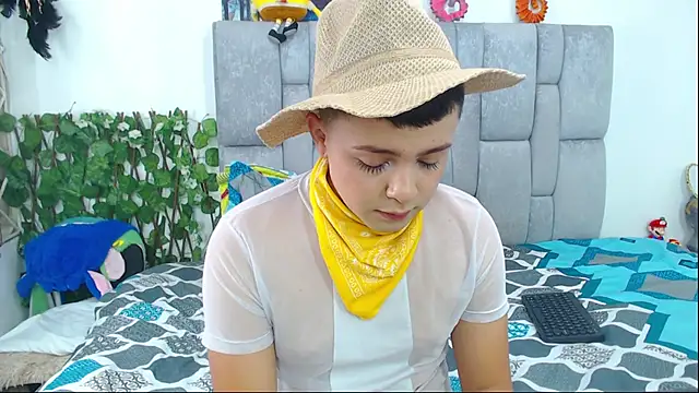 christopher Hot online show from 10/02/25, 06:44