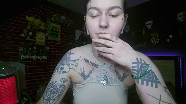 MessalinaOfficial online show from 02/06/26, 07:37