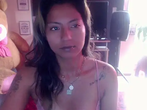 ScarletSizzling online show from 11/05/25, 12:41