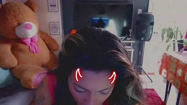 ScarletSizzling online show from 10/30/25, 01:53