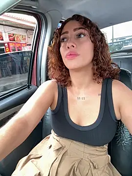 roxyrougee online show from 01/15/26, 04:21