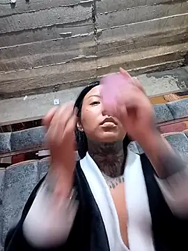 missashlyrosette online show from 11/11/25, 11:09