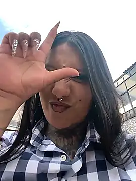 missashlyrosette online show from 12/21/25, 07:37