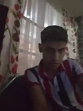 aispuro8505 online show from 02/22/26, 05:32