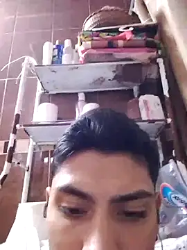 aispuro8505 online show from 11/25/25, 09:09