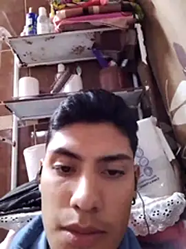 aispuro8505 online show from 11/18/25, 07:55