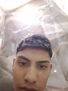 aispuro8505 online show from 02/19/26, 07:05