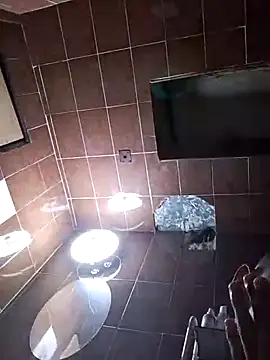 aispuro8505 online show from 09/26/25, 05:58