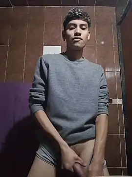 aispuro8505 online show from 02/05/26, 07:37