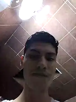 aispuro8505 online show from 12/01/25, 06:47