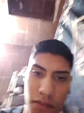 aispuro8505 online show from 11/11/25, 06:41