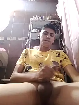 aispuro8505 online show from 09/20/25, 07:24