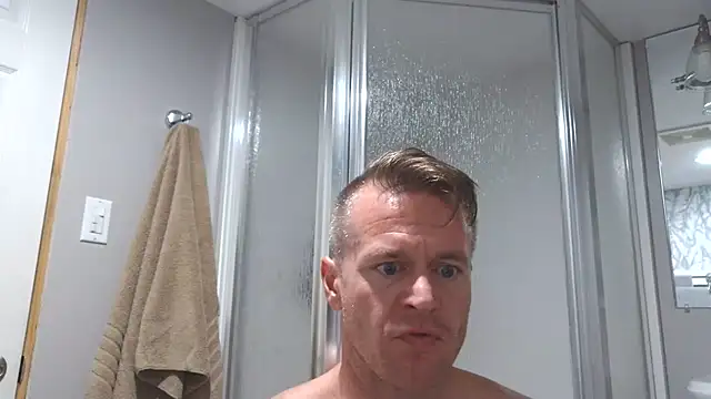 Snapshot of DILFiGuess11 chatting on 06/03/26, 04:35 DILFiGuess11 online show from 06/03/26, 04:35