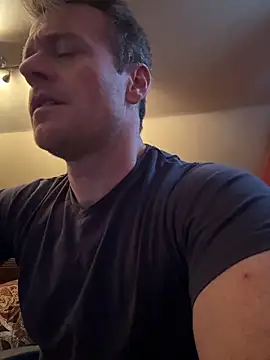 DILFiGuess11 online show from 01/18/26, 07:39