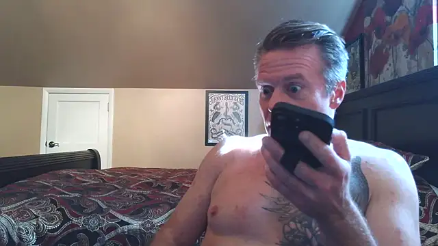 DILFiGuess11 online show from 05/13/26, 08:38