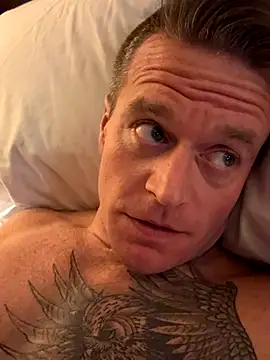 DILFiGuess11 online show from 11/14/25, 06:06