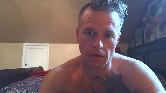 Snapshot of DILFiGuess11 chatting on 06/26/26, 11:27 DILFiGuess11 online show from 06/26/26, 11:27