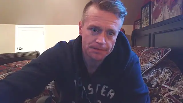 DILFiGuess11 online show from 05/25/26, 10:25