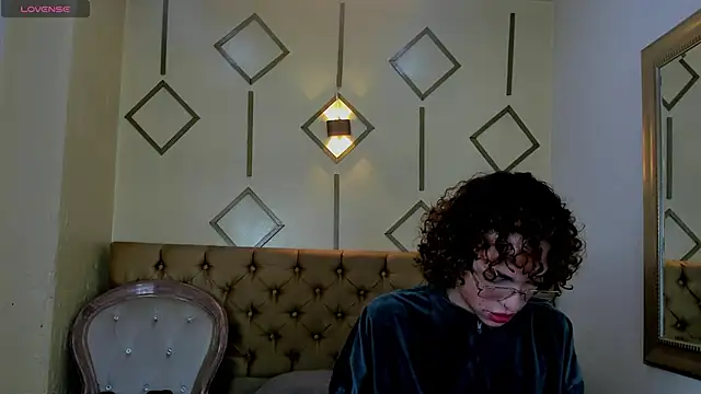 Aaron Fordd online show from 09/18/25, 01:14