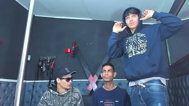 Golldens Dreamss online show from 11/17/25, 12:31