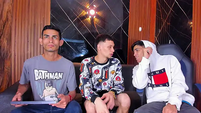 Golldens Dreamss online show from 11/29/25, 12:05