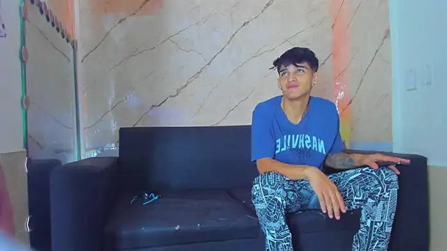 Golldens Dreamss online show from 11/30/25, 11:55