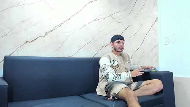 Golldens Dreamss online show from 10/05/25, 07:48