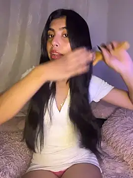 DianeSuns  online show from 03/25/26, 04:56