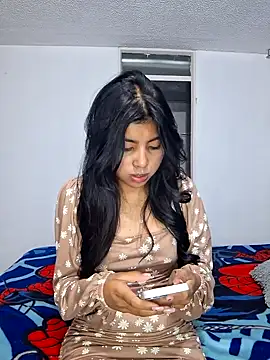 Snapshot of DianeSuns_ chatting on 10/25/25, 10:03 DianeSuns online show from 10/25/25, 10:03