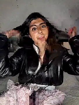 Snapshot of DianeSuns_ chatting on 10/07/25, 02:34 DianeSuns online show from 10/07/25, 02:34