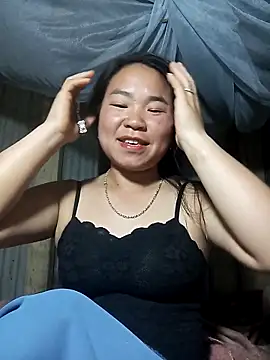 may-squirl online show from 11/04/25, 02:43