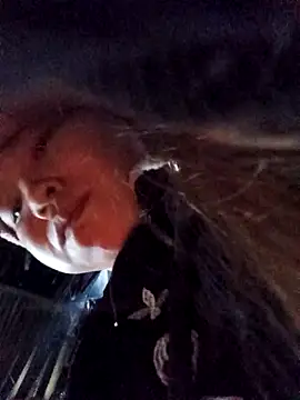 may-squirl online show from 10/25/25, 06:12