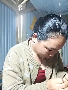 may-squirl online show from 11/02/25, 05:56