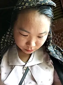 may-squirl online show from 10/20/25, 02:24