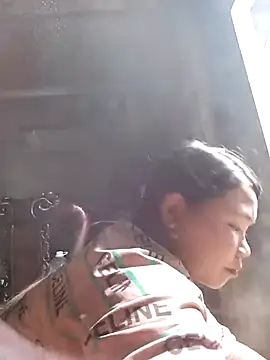 may-squirl online show from 10/22/25, 03:22