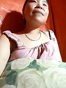 may-squirl online show from 09/26/25, 04:25