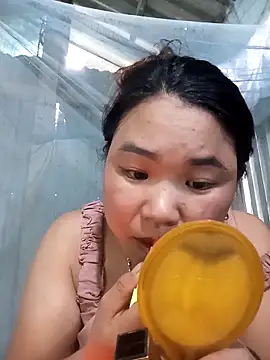 may-squirl online show from 10/12/25, 09:54