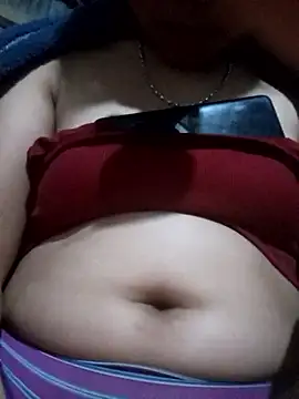 may-squirl online show from 10/08/25, 01:34