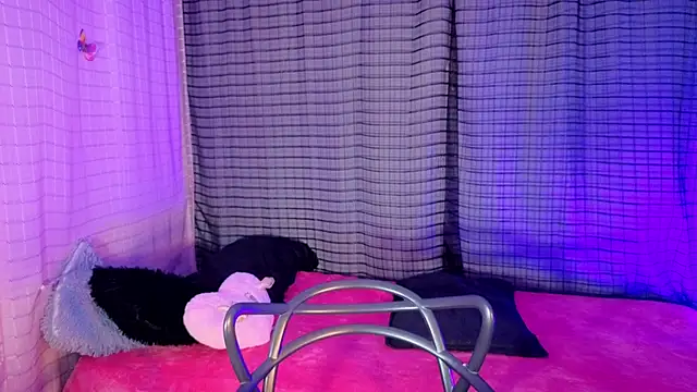 Kayleemorales online show from 11/28/25, 05:46