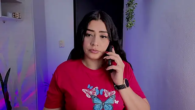 Kayleemorales online show from 05/17/26, 04:07