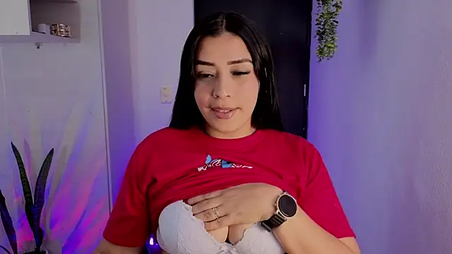 Kayleemorales online show from 05/06/26, 06:34