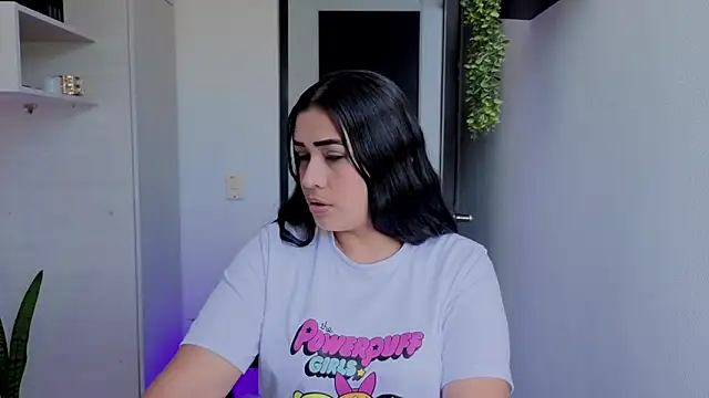 Kayleemorales online show from 05/09/26, 05:49