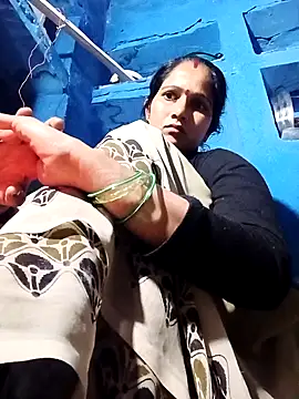 Jooli xx online show from 01/17/26, 03:48