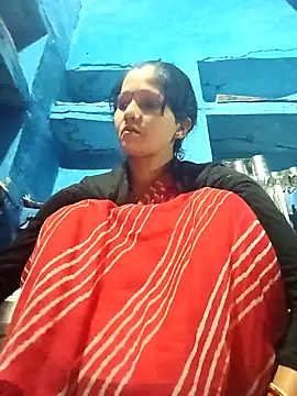 Jooli xx online show from 02/11/26, 01:05